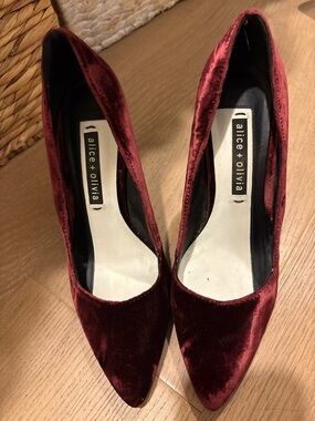 Alice + Olivia Burgundy Velvet Pointed Pumps